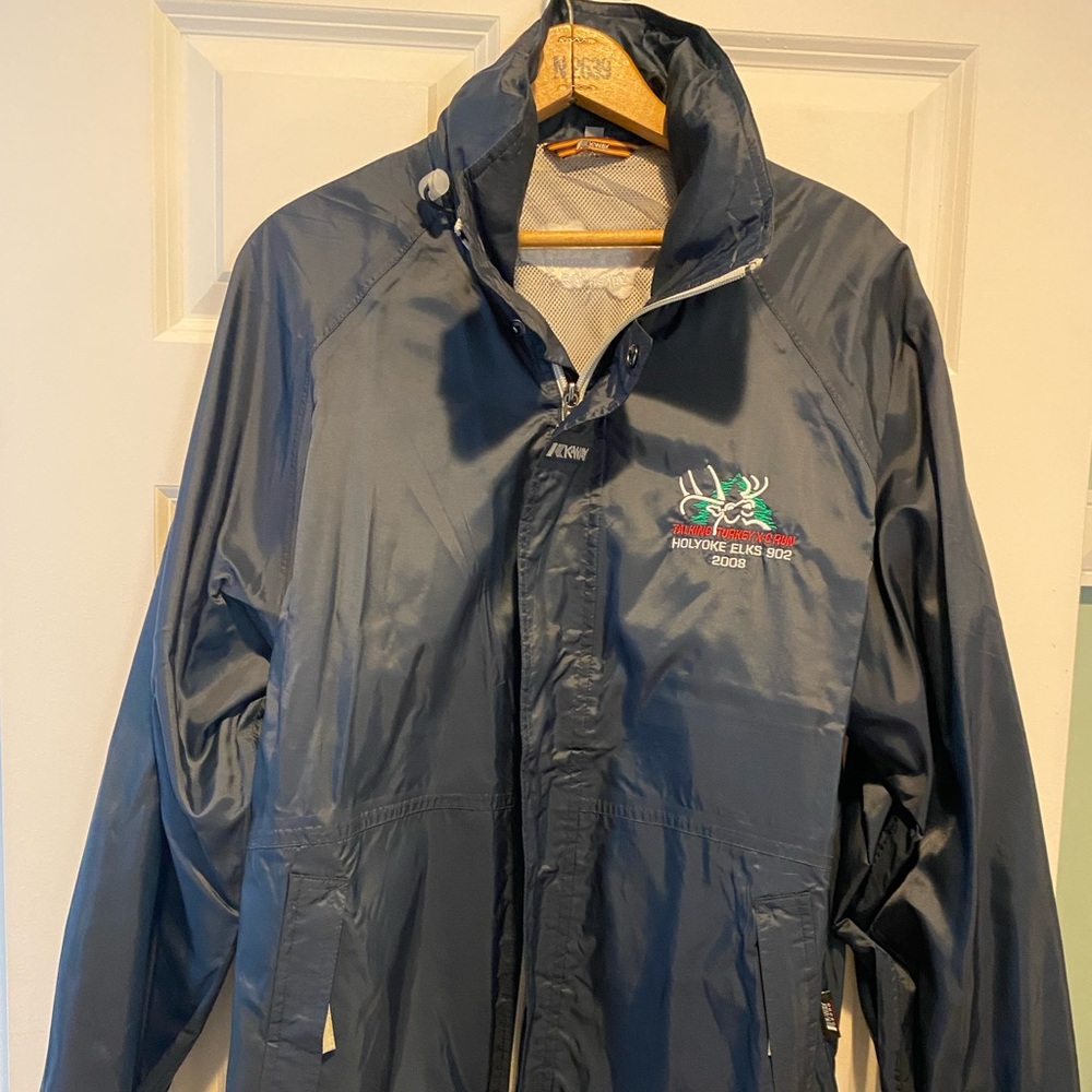 New Men’s Waterproof/Breathable Windbreaker